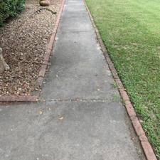 Driveway and Sidewalk Cleaning in Humble, TX 0