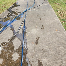 Driveway-cleaning-in-Dayton-TX-1 1